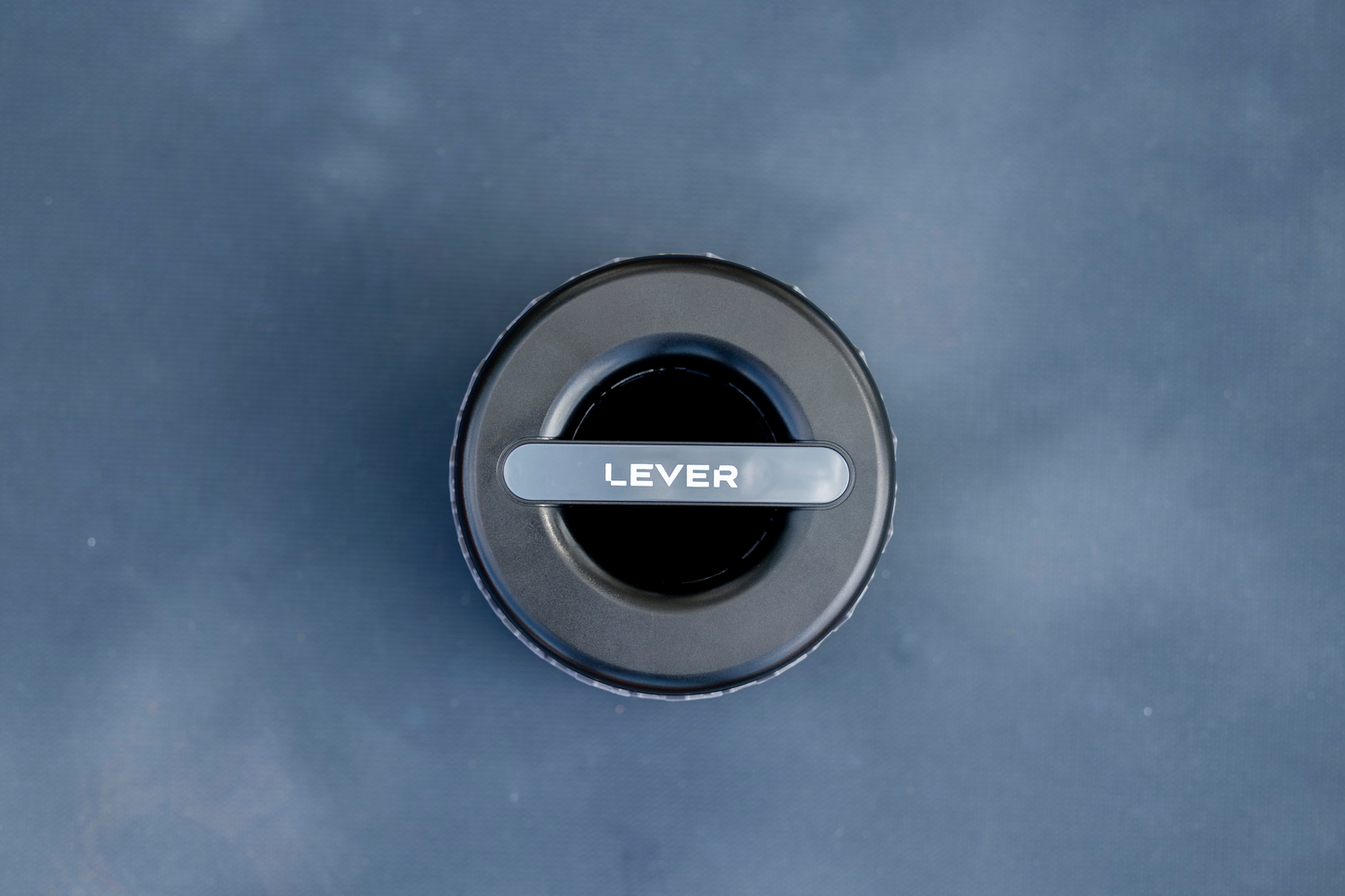 Lever collapsable roller