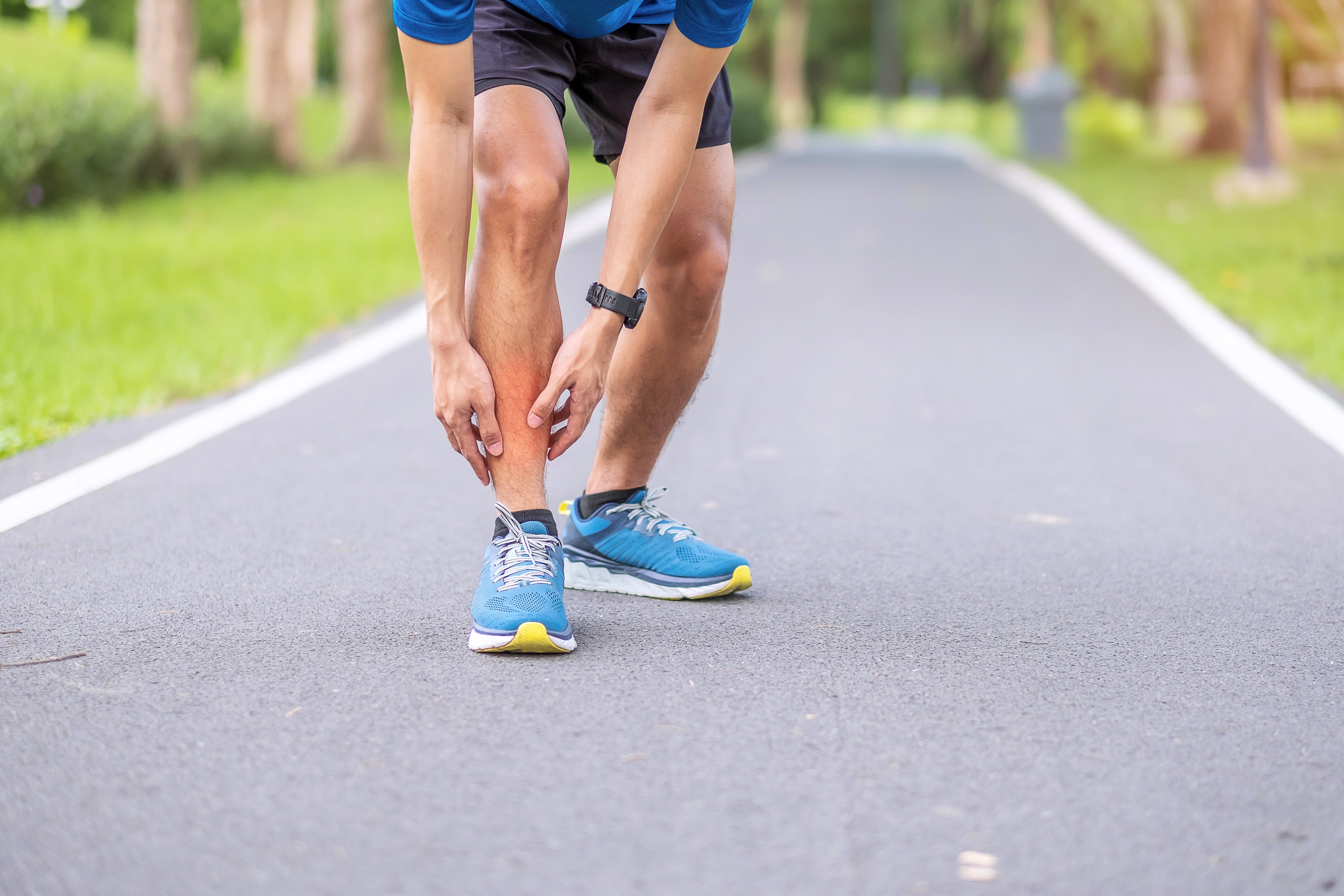 Running Shin Splints : What Athletes Need to Know – Lever Movement Inc.