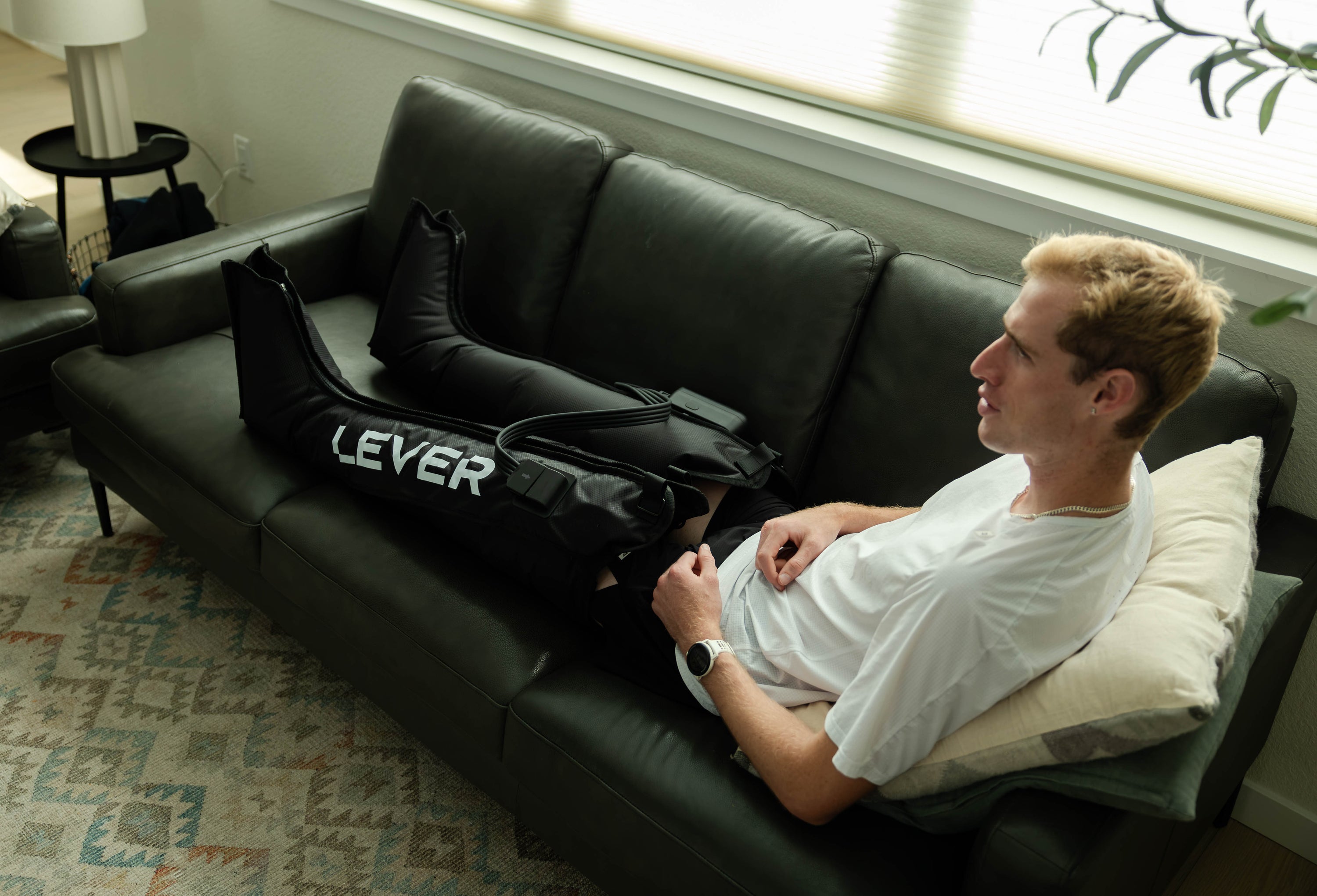 LEVER Recovery Boots Pro